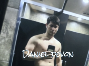 Daniel_devon