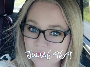 Julia6969