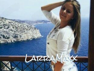 LarraMaxx