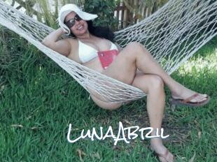 LunaAbril