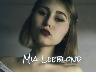 Mia_Leeblond