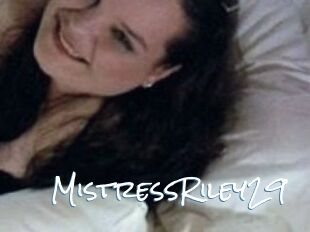 MistressRiley29