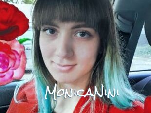 MonicaNini