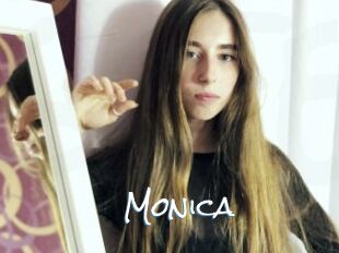 Monica_