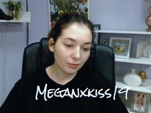 Meganxkiss19