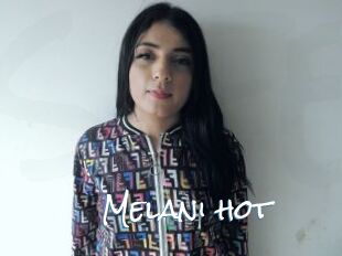 Melani_hot