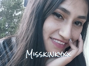 Misskinkyxx