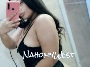 NahomyWest