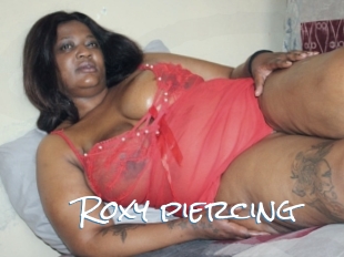 Roxy_piercing