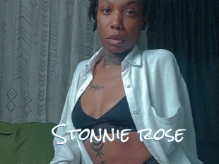 Stonnie_rose